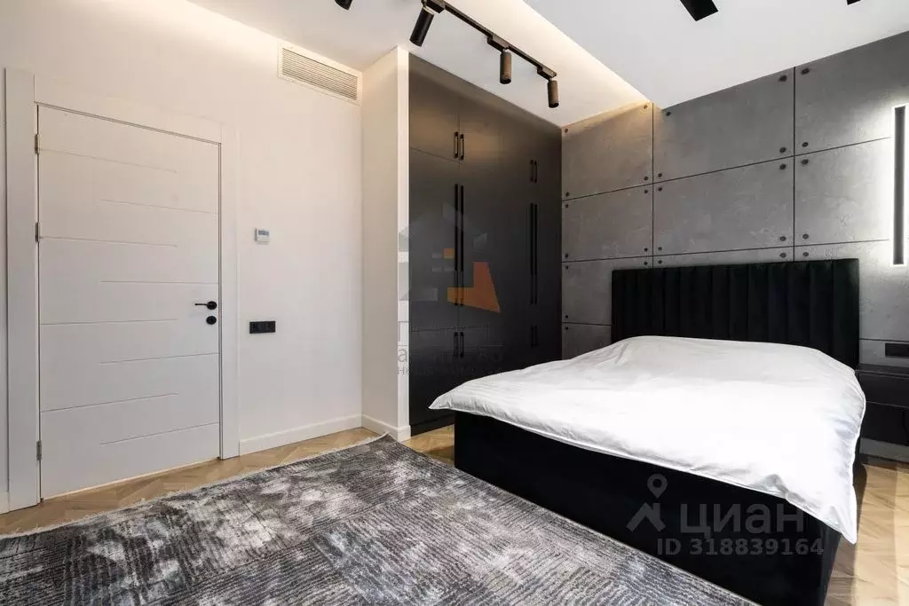 1-к кв. Татарстан, Казань ул. Братьев Касимовых, 35 (37.0 м) - Фото 0
