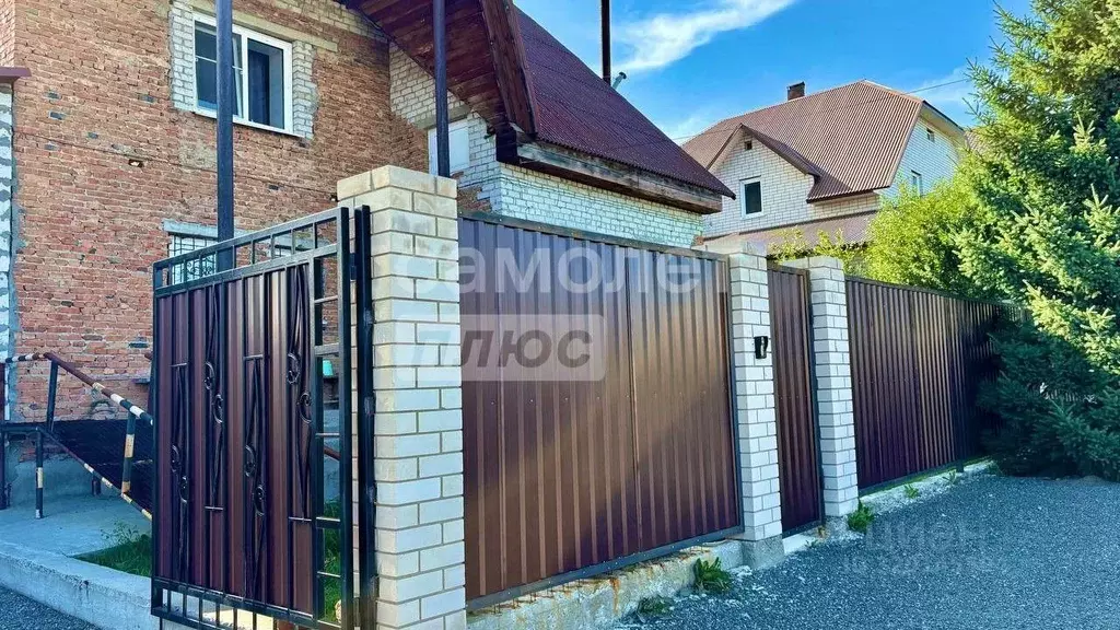 Дом в Алтайский край, Барнаул городской округ, с. Власиха, Октябрьский ... - Фото 2