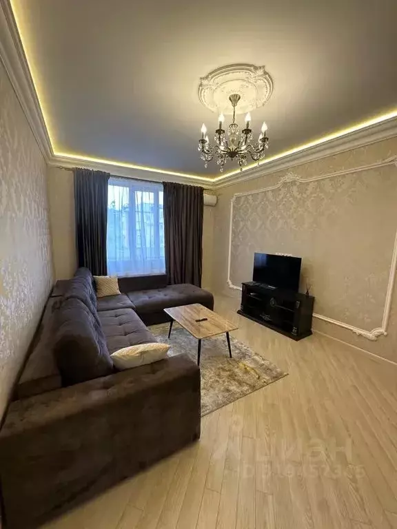1-к кв. Дагестан, Махачкала ул. Времена Года, 15 (50.0 м) - Фото 1