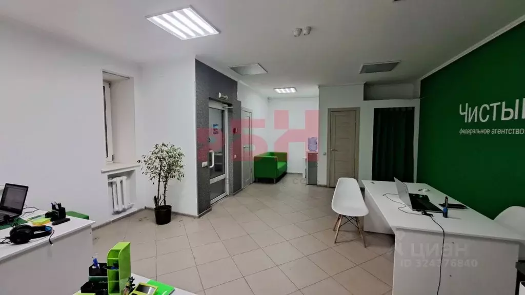 Помещение свободного назначения в Омская область, Омск просп. Карла ... - Фото 1