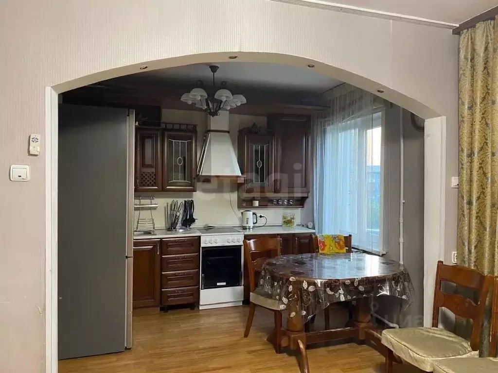 3-к кв. Бурятия, Улан-Удэ просп. Строителей, 18 (64.0 м) - Фото 1