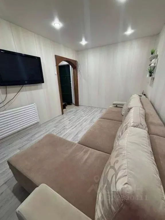 1-к кв. Иркутская область, Усть-Илимск ул. Мечтателей, 42 (30.0 м) - Фото 0