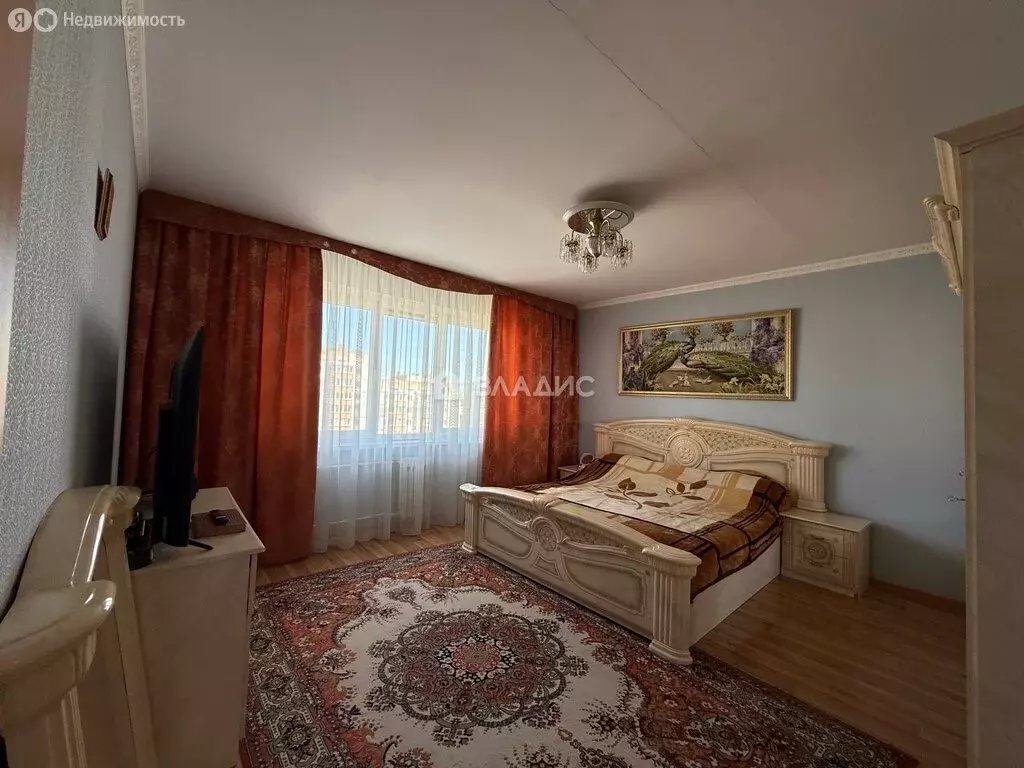 3-комнатная квартира: Калининград, улица Согласия, 33 (80 м) - Фото 1