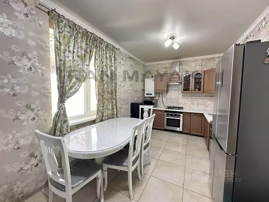 Дом в Адыгея, Майкоп Адыгейская ул., 93 (90 м) - Фото 2