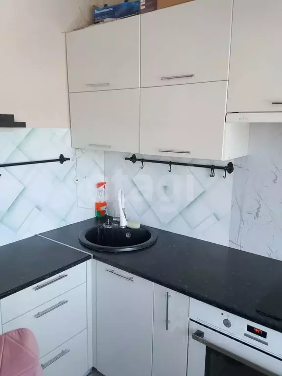 1-к кв. Тюменская область, Тобольск 9-й мкр, 18А (36.0 м) - Фото 2