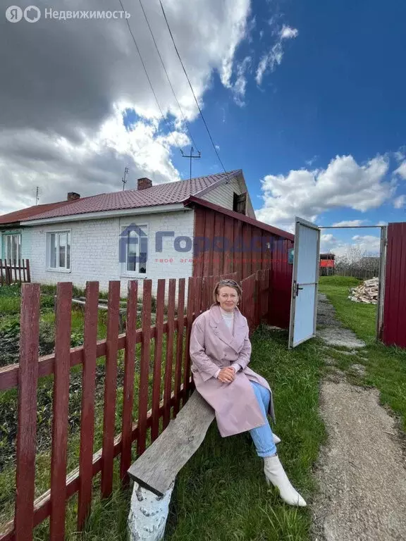 Дом в Каменский городской округ, деревня Кремлёвка, Юбилейная улица, 5 ... - Фото 0