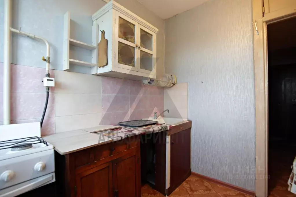 1-к кв. Омская область, Омск просп. Космический, 101к1 (30.0 м) - Фото 2