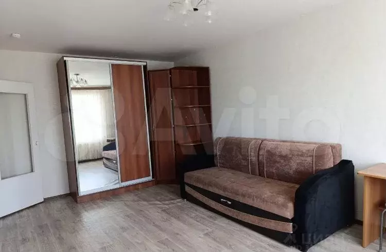 1-к. квартира, 39 м, 1/9 эт. - Фото 1