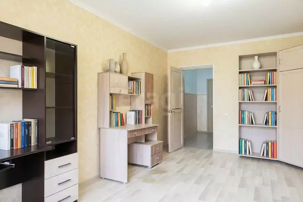 3-к кв. Калининградская область, Калининград ул. Дзержинского, 168Г ... - Фото 0