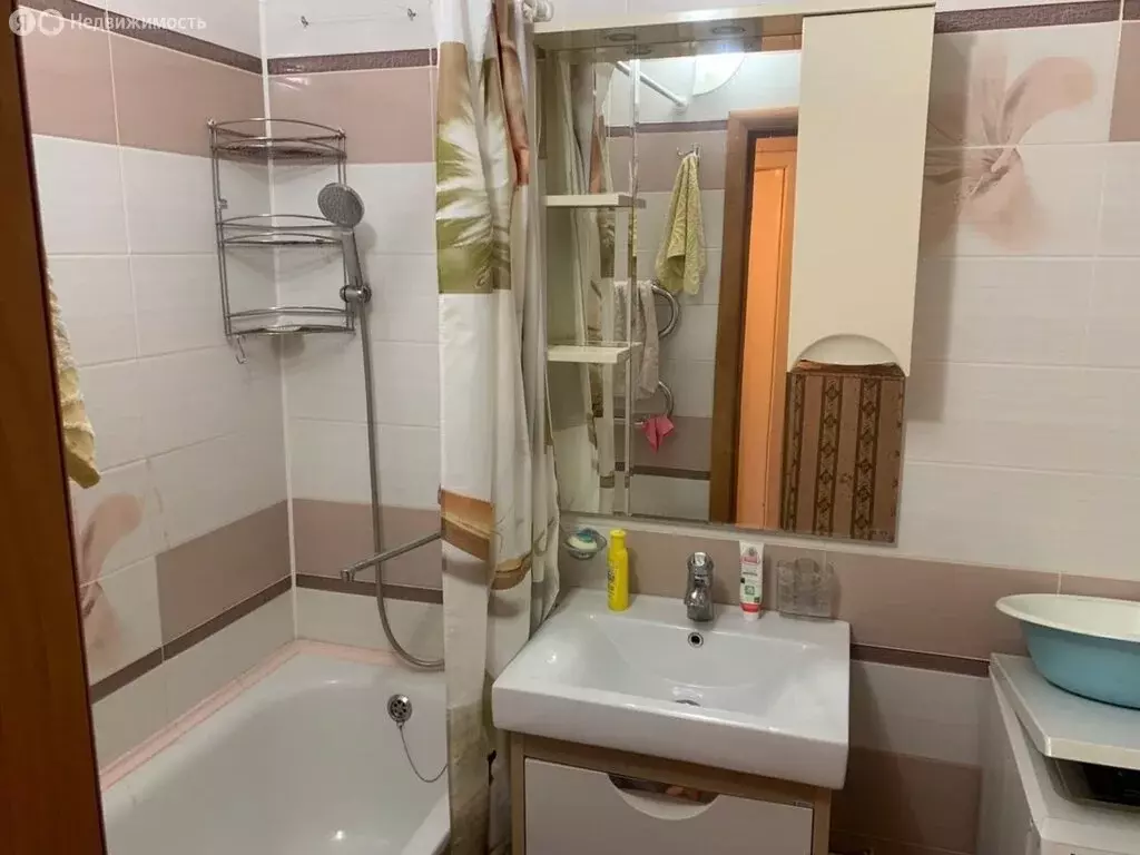 3-комнатная квартира: Орёл, Привокзальная улица, 28 (87 м) - Фото 1