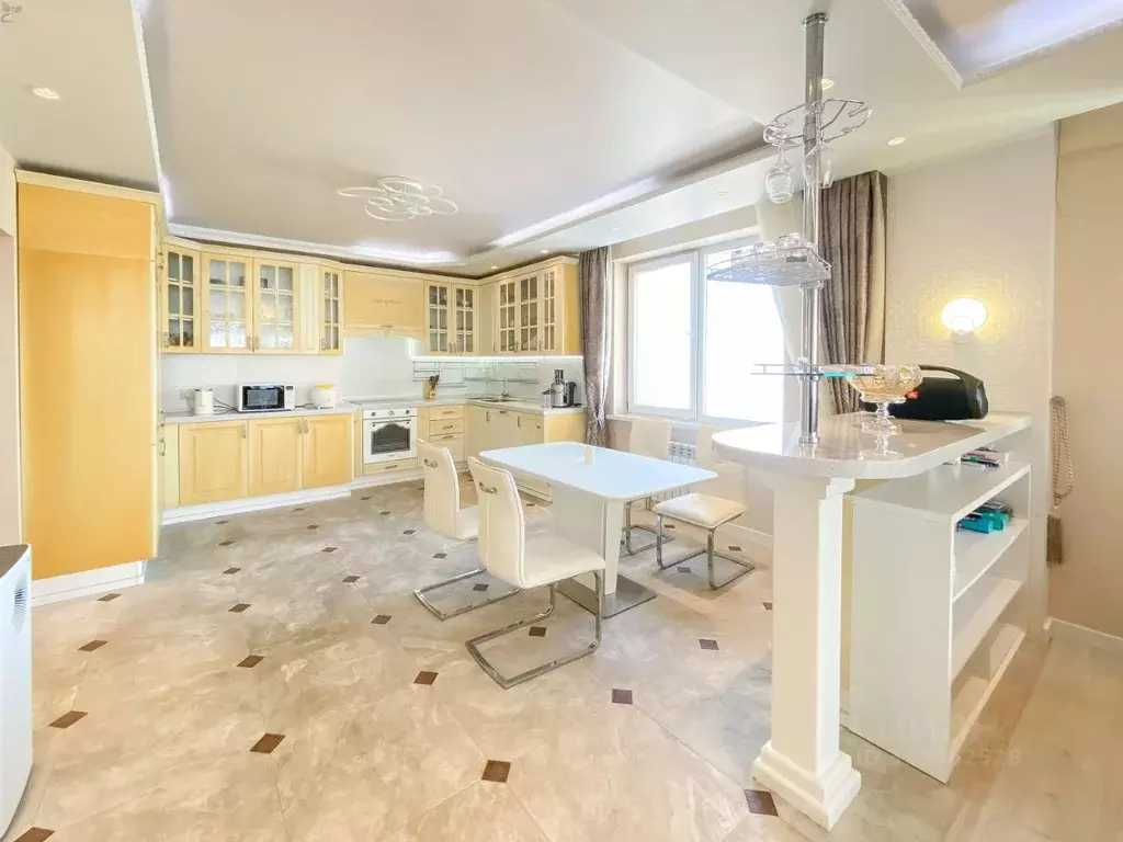3-к кв. Хабаровский край, Хабаровск Ленинградская ул., 53к2 (104.0 м) - Фото 1