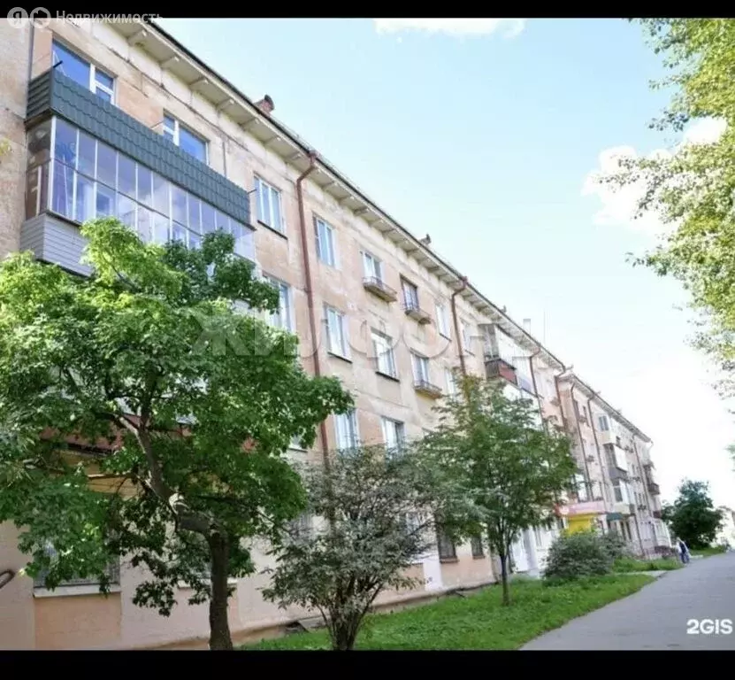 3-комнатная квартира: Нижний Тагил, проспект Вагоностроителей, 16 ... - Фото 1