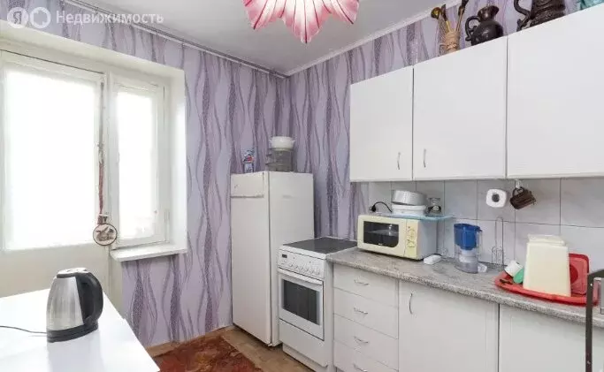 4-комнатная квартира: Тюмень, улица Самарцева, 40 (70 м) - Фото 2