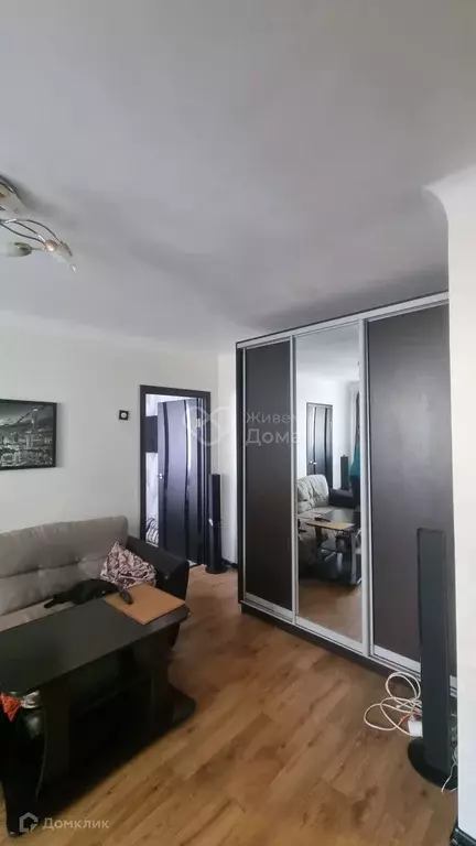 Продаётся 3-к квартира, 42.5 м - Фото 0