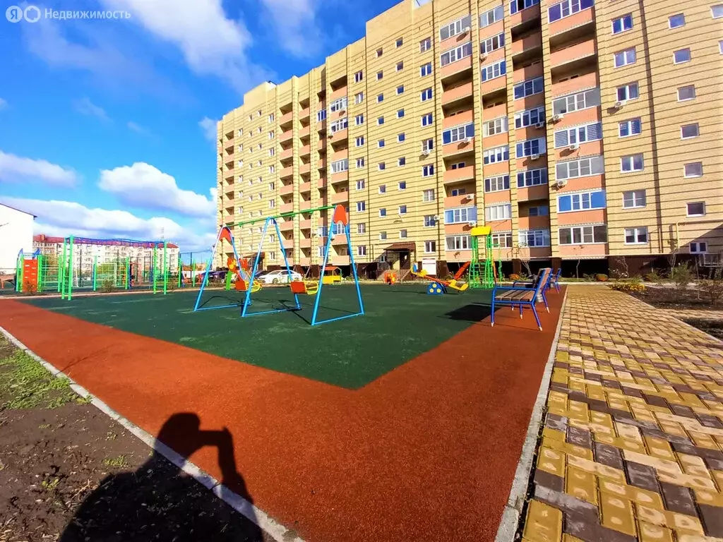 2-комнатная квартира: Ейск, улица Свободы, 36/1 (75 м) - Фото 0