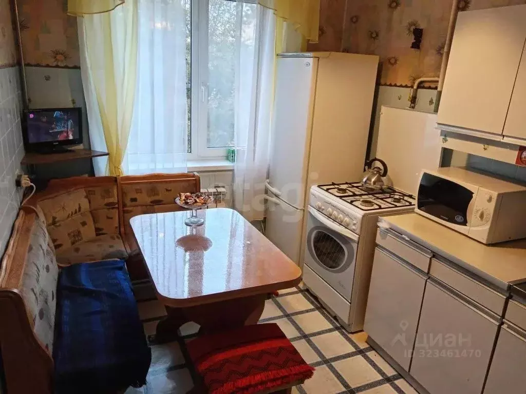 3-к кв. Оренбургская область, Оренбург Салмышская ул., 25 (65.3 м) - Фото 1