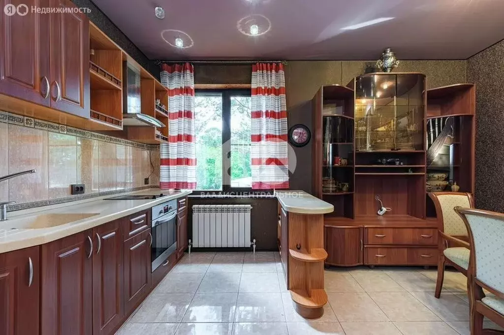 Дом в Морозово, Таёжная улица, 1 (165 м) - Фото 1