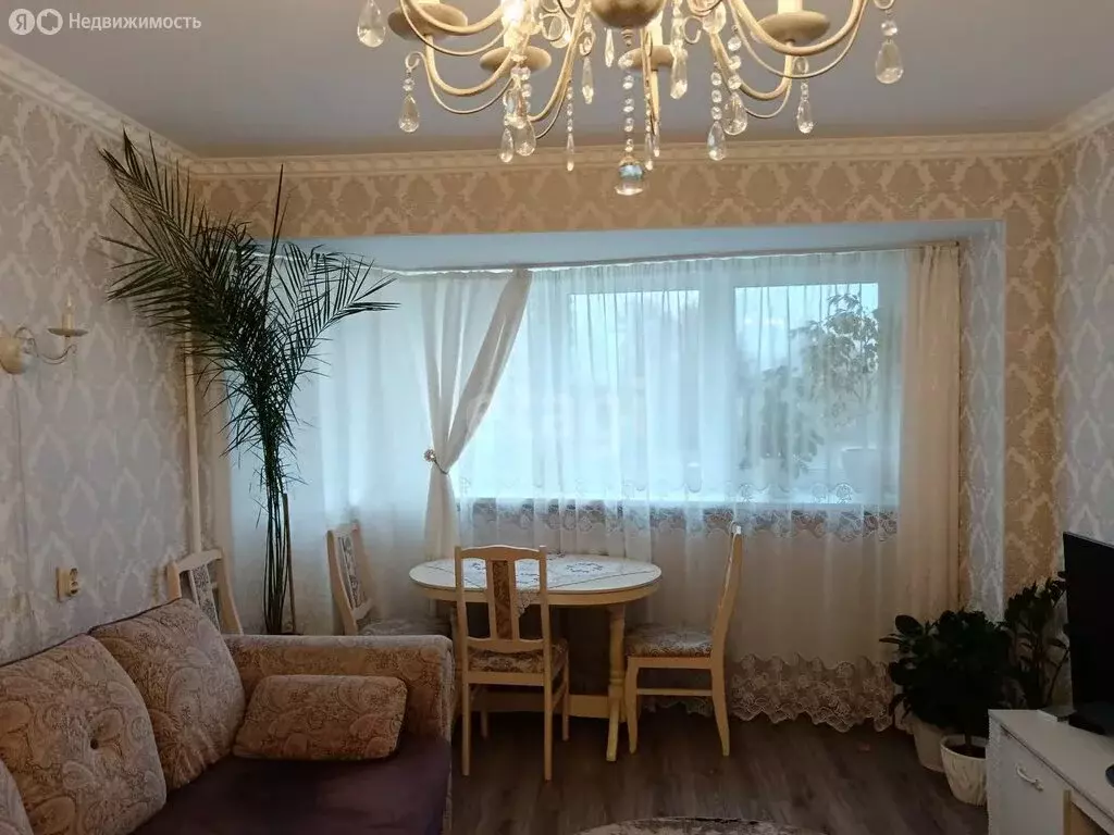 2-комнатная квартира: Кириши, Ленинградская улица, 9А (55.9 м) - Фото 0