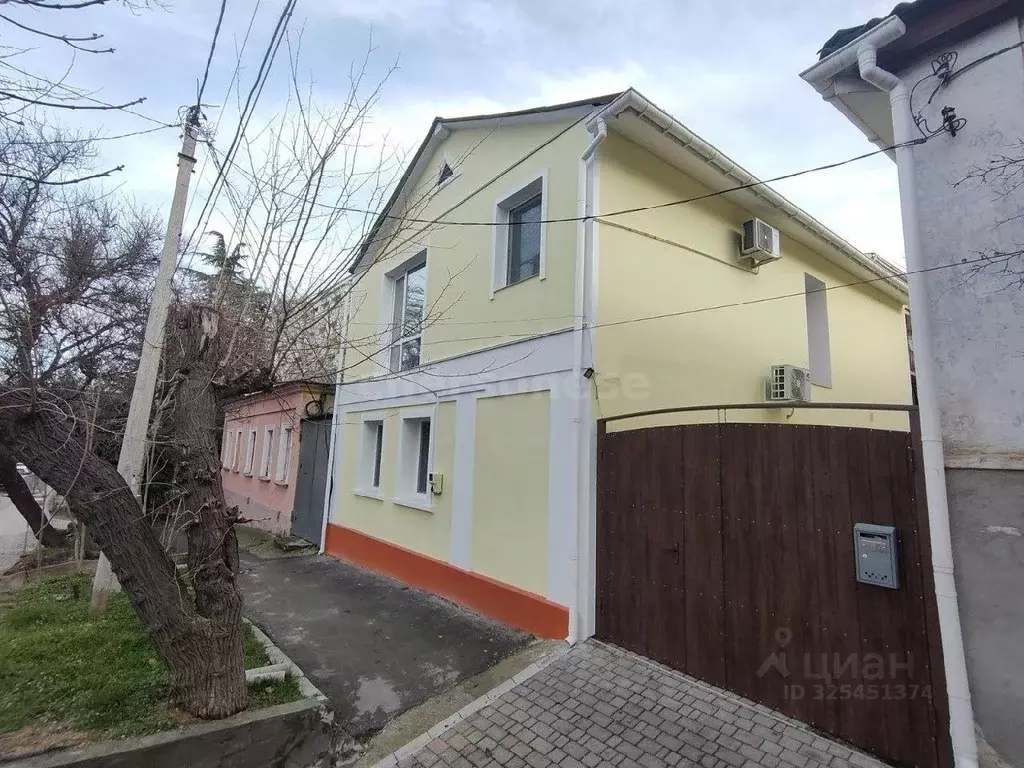 Дом в Севастополь ул. Демидова, 15А (130 м) - Фото 1