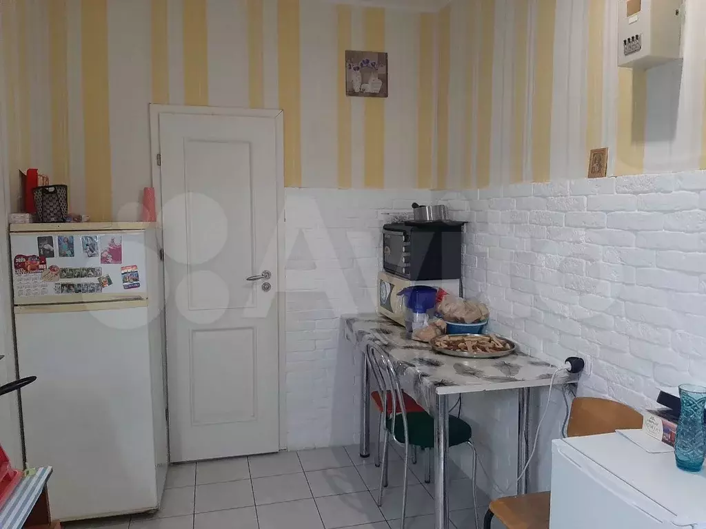 2-к. квартира, 40 м, 1/1 эт. - Фото 1