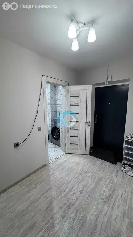 2-комнатная квартира: Уфа, улица Воинов-Интернационалистов, 5 (43.9 м) - Фото 1