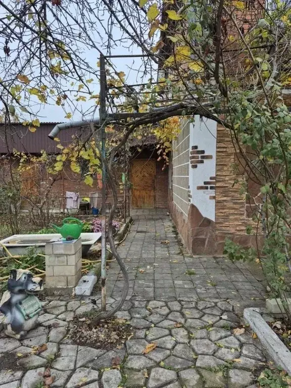 Дом в Краснодарский край, Белореченск пл. Центральная (123 м) - Фото 2