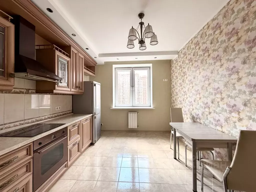 2-к кв. Московская область, Реутов ул. Октября, 28 (75.9 м) - Фото 2
