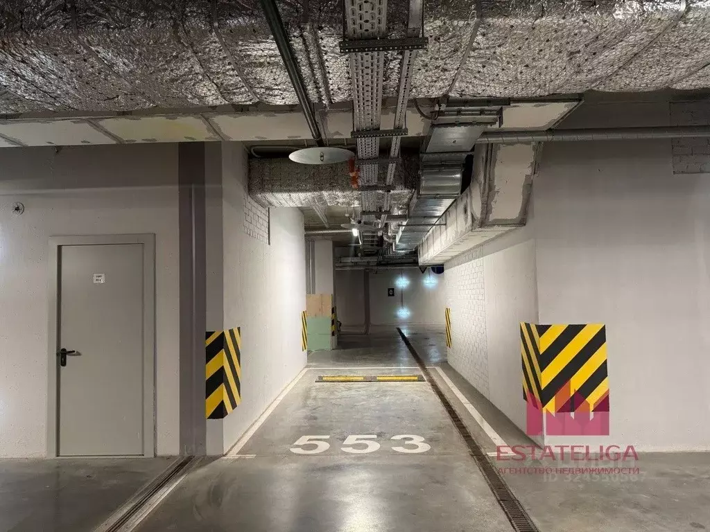 Гараж в Москва бул. Братьев Весниных, 1 (15 м) - Фото 1