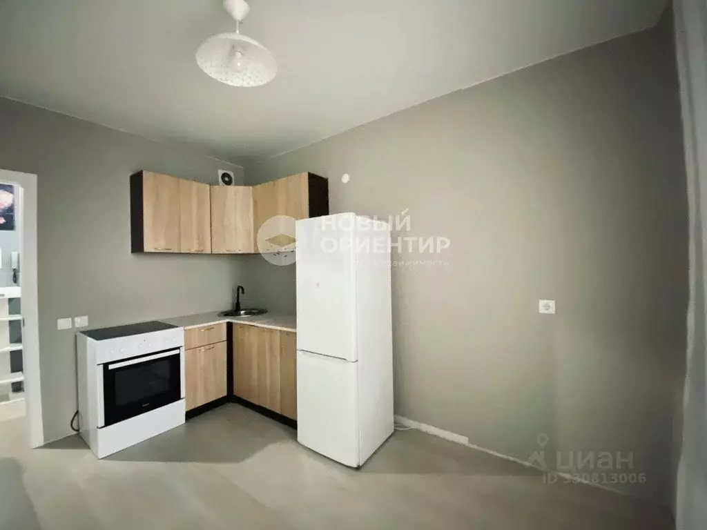 1-к кв. Свердловская область, Екатеринбург ул. Яскина, 14/2 (35.7 м) - Фото 2