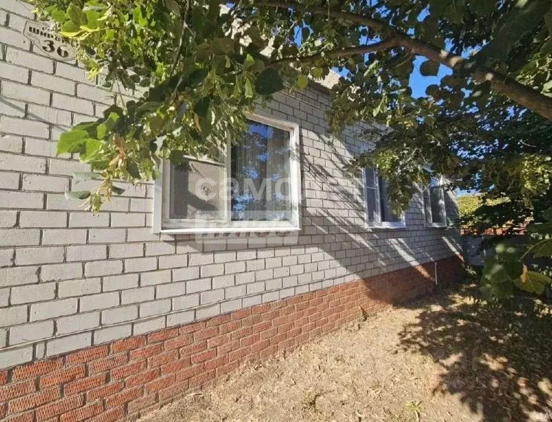 Дом в Краснодарский край, Брюховецкий район, Брюховецкая ст-ца ул. ... - Фото 1