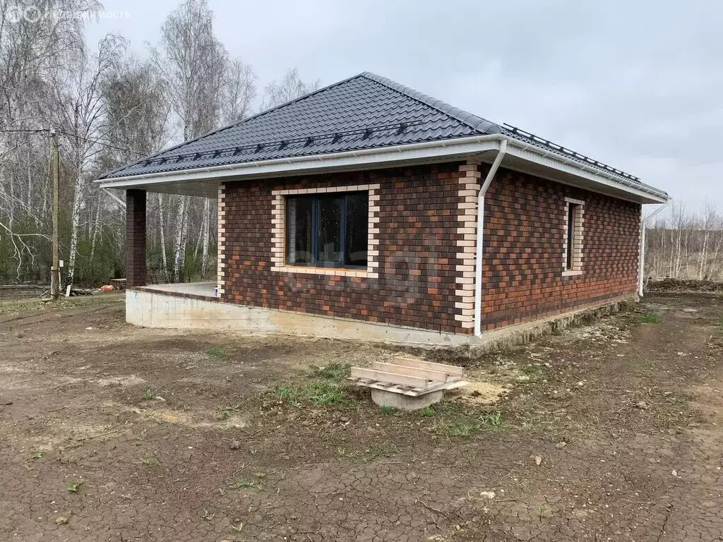 Дом в Яраткуловское сельское поселение, деревня Малая Куйсарина, улица ... - Фото 1