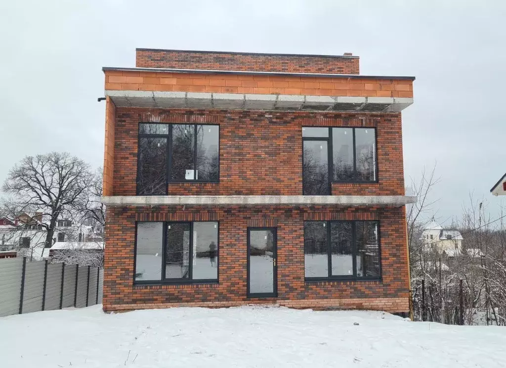 Коттедж в Самарская область, Самара пос. Управленческий, ул. 3-я (225 ... - Фото 0