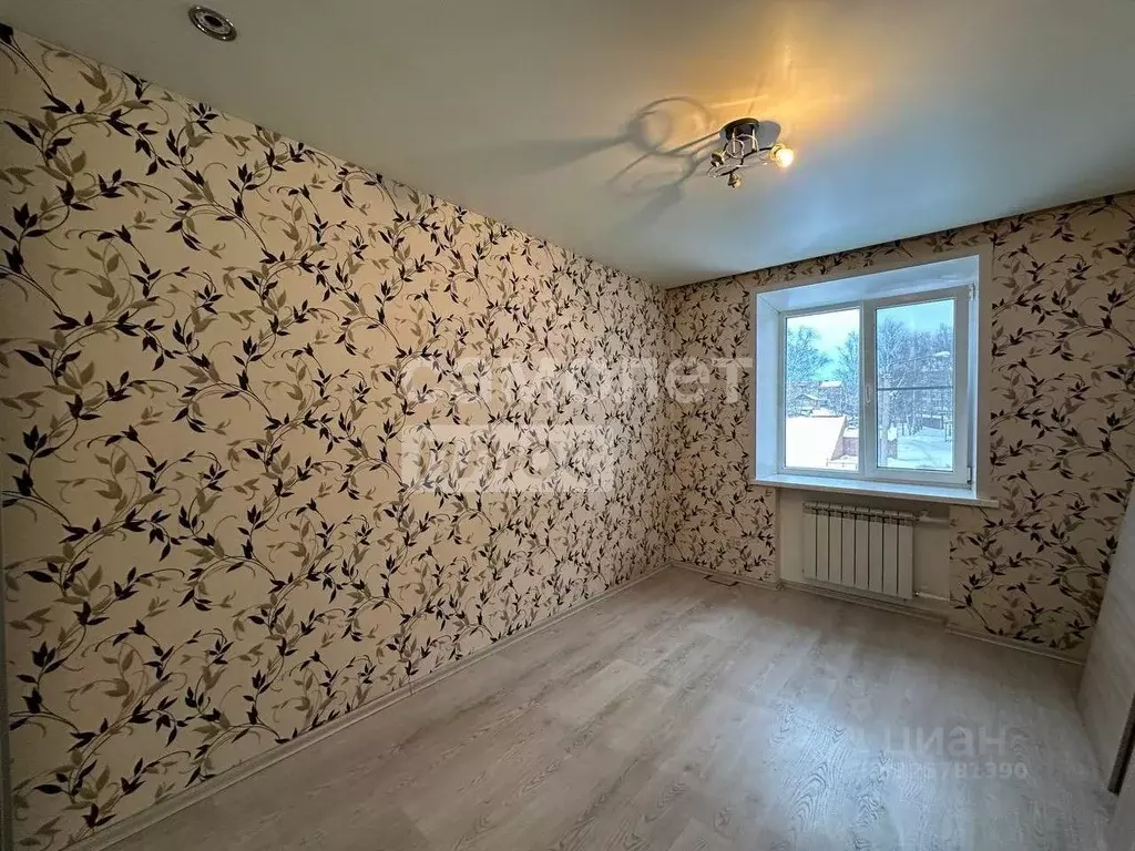 3-к кв. Ярославская область, Углич ул. Голубева, 1А (67.1 м) - Фото 1