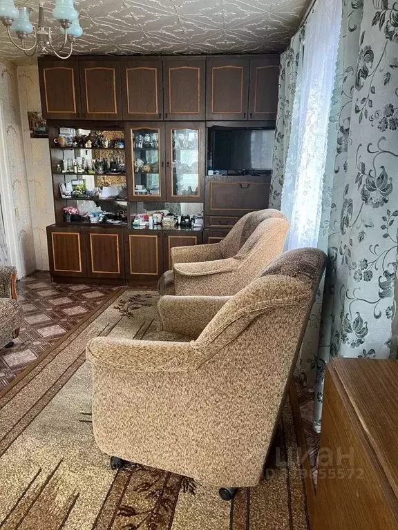 3-к кв. Брянская область, Дубровка рп ул. Сельхозтехника, 9 (63.5 м) - Фото 1