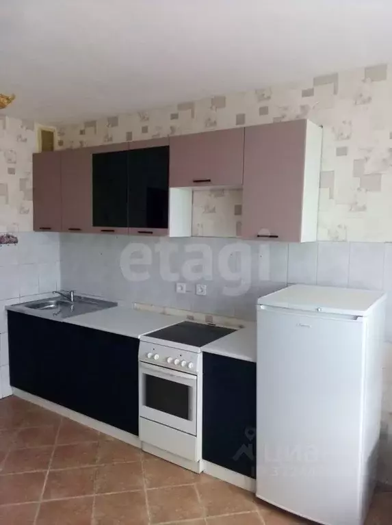 2-к кв. Тюменская область, Тюмень Новосибирская ул., 131 (65.0 м) - Фото 1