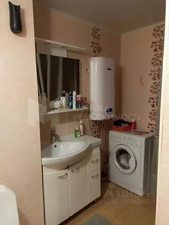 2-к кв. Тюменская область, Тюмень ул. Пермякова, 83 (62.1 м) - Фото 1