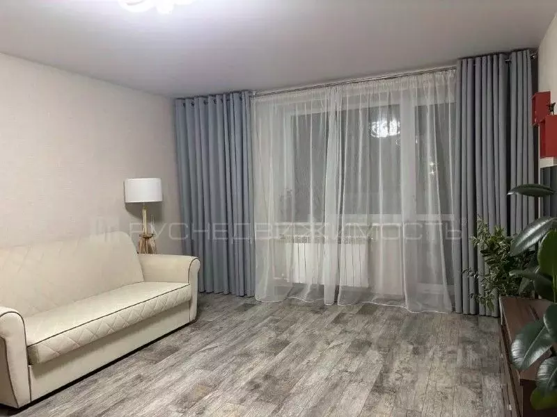 2-к кв. Кировская область, Киров Красноармейская ул., 82А (54.3 м) - Фото 2