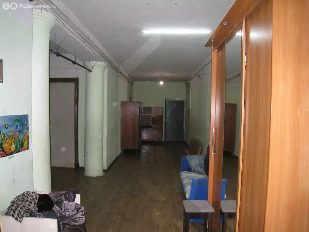 7-комнатная квартира: Санкт-Петербург, улица Партизана Германа, 32к2 ... - Фото 1