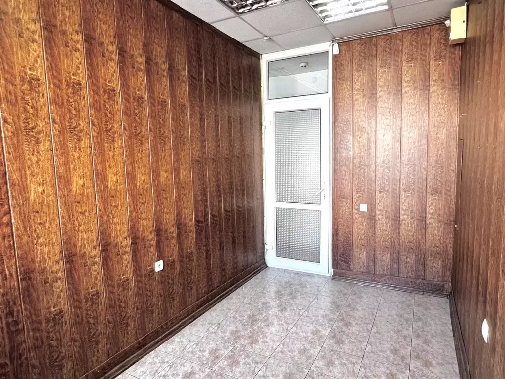 Помещение свободного назначения в Севастополь ул. Очаковцев, 36 (9 м) - Фото 2