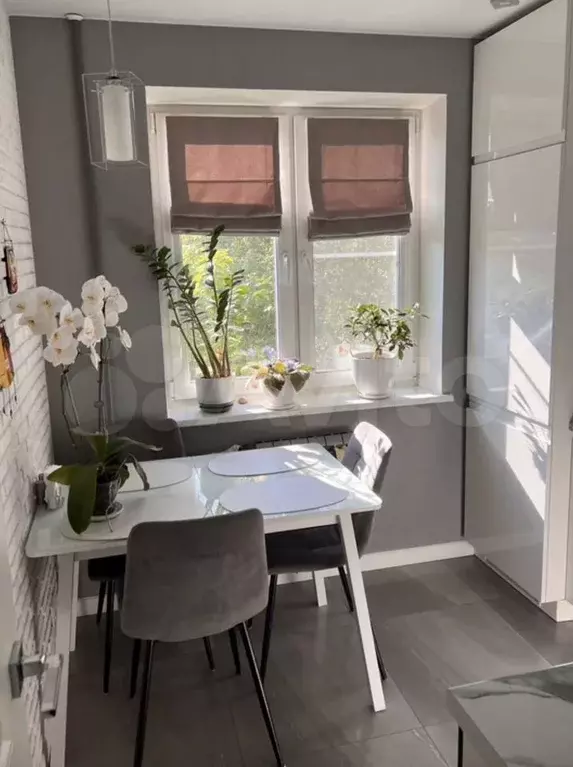2-к. квартира, 47 м, 6/9 эт. - Фото 1