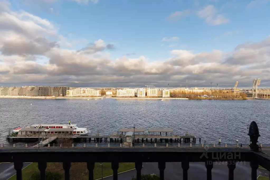 3-к кв. Санкт-Петербург наб. Макарова, 34 (86.0 м) - Фото 1