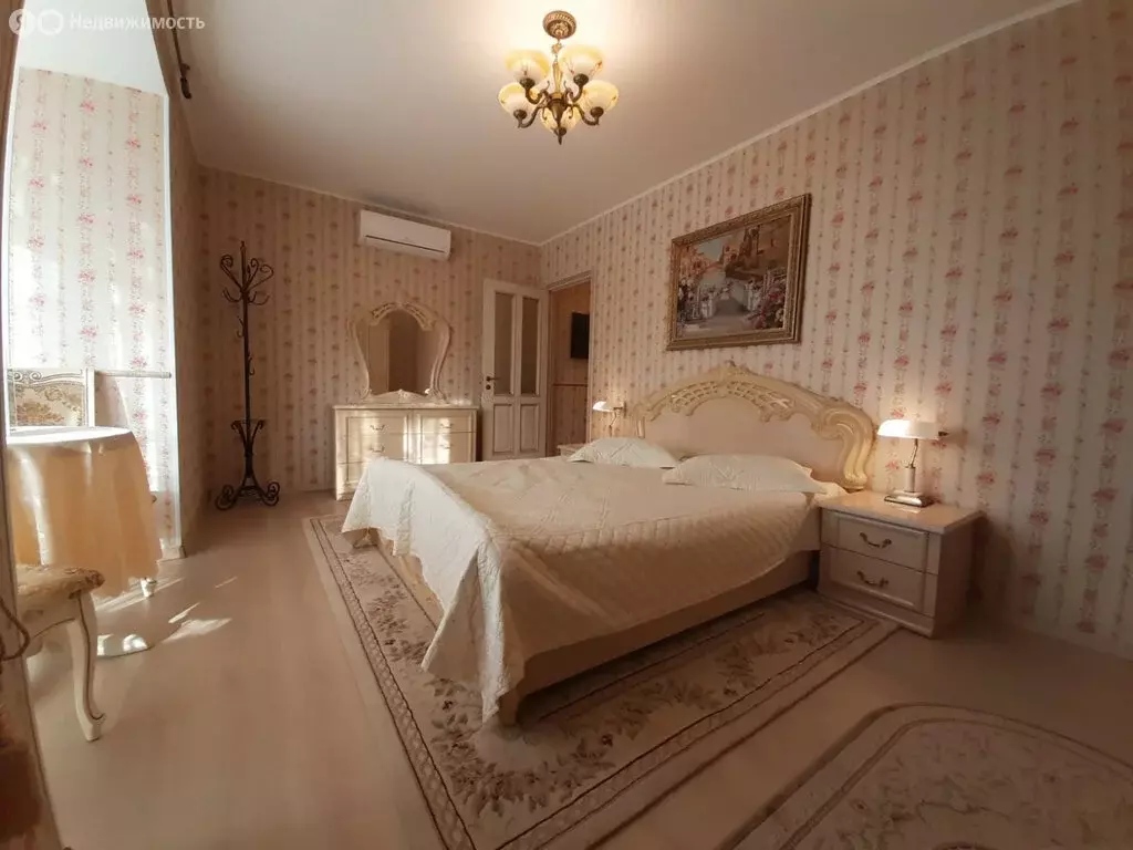 2-комнатная квартира: Симферополь, Эскадронная улица, 3 (38 м) - Фото 1