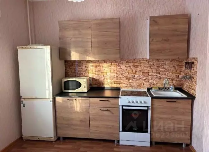 1-к кв. Курская область, Курск просп. Вячеслава Клыкова, 62 (37.0 м) - Фото 1