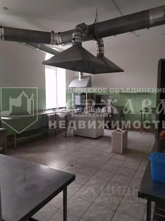 Помещение свободного назначения в Кемеровская область, Юрга Заводская ... - Фото 1