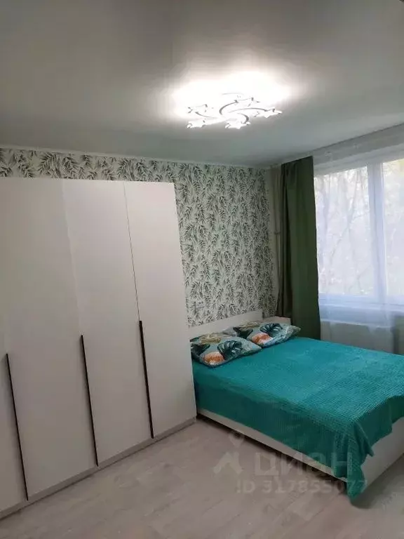 2-к кв. Санкт-Петербург Серебристый бул., 18К2 (55.0 м) - Фото 0
