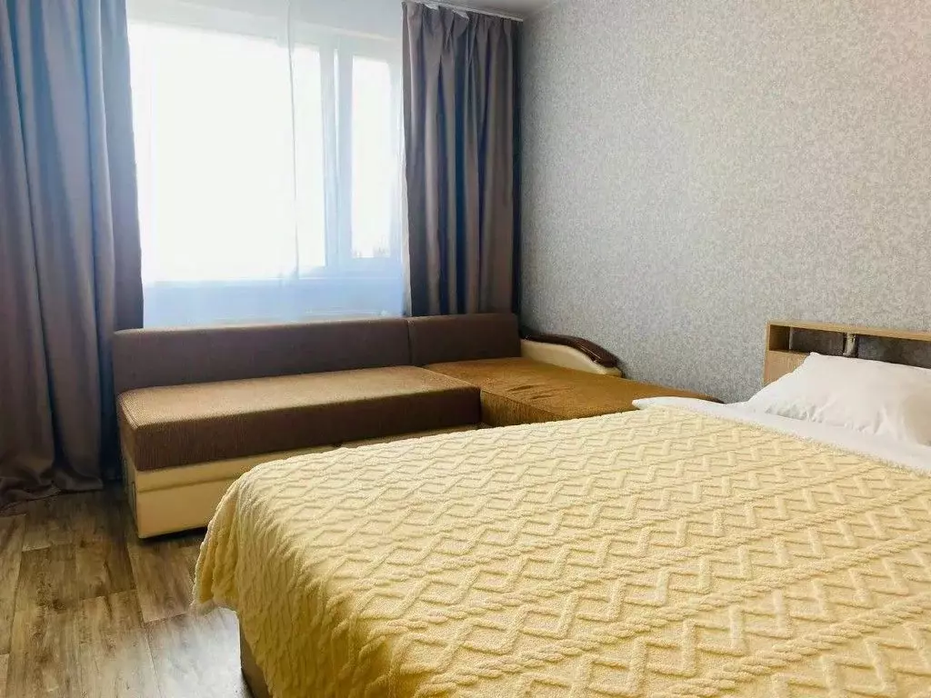 1-к кв. Татарстан, Набережные Челны ул. Вазила Мавликова, 1 (35.0 м) - Фото 1