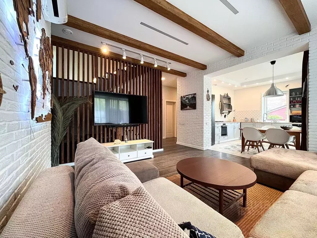 Дом в Ростовская область, Ростов-на-Дону Эстафетная ул. (160 м) - Фото 1