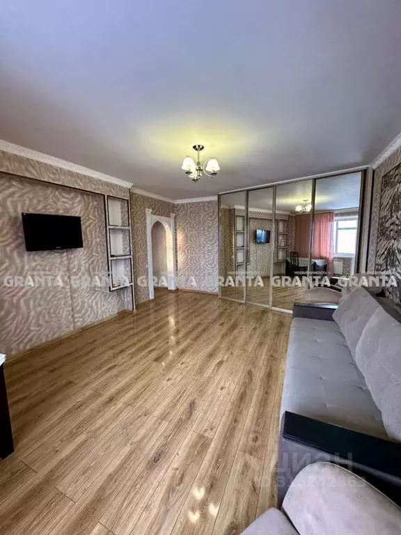 1-к кв. Красноярский край, Красноярск Взлетная ул., 30 (54.6 м) - Фото 1