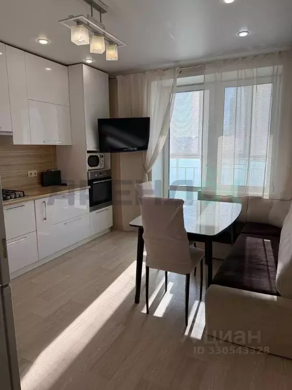 2-к кв. Татарстан, Казань ул. Азата Аббасова, 13 (61.1 м) - Фото 2