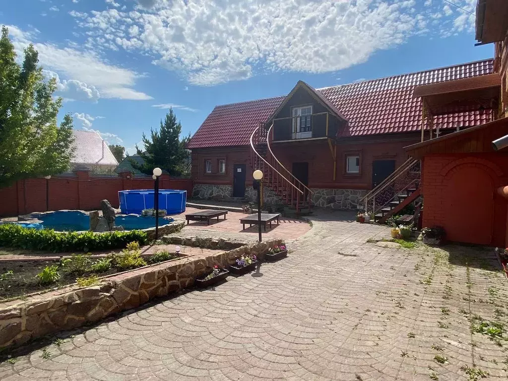 Дом в Новосибирская область, Обь ул. Дорожников, 27 (700 м) - Фото 0